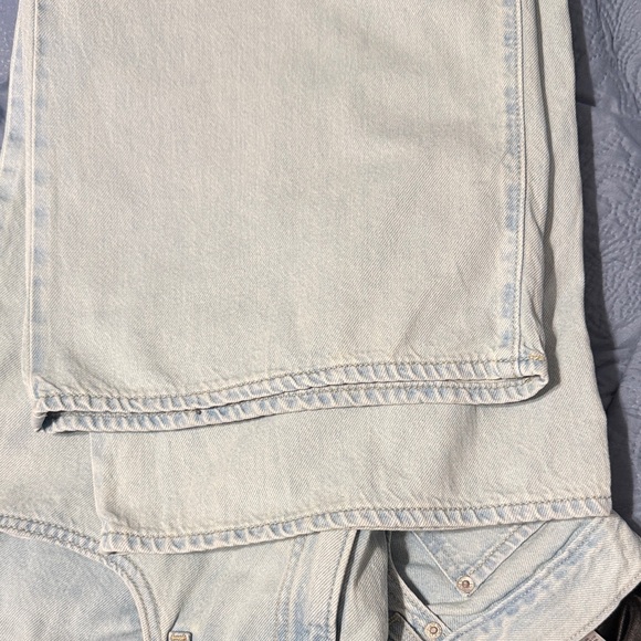 Levi's High Rise Cinch Baggy Jeans - Picture 4 of 9